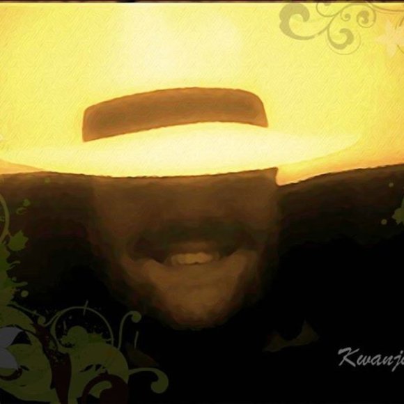 Meet your Posher, Sam! - Picture 2 of 5